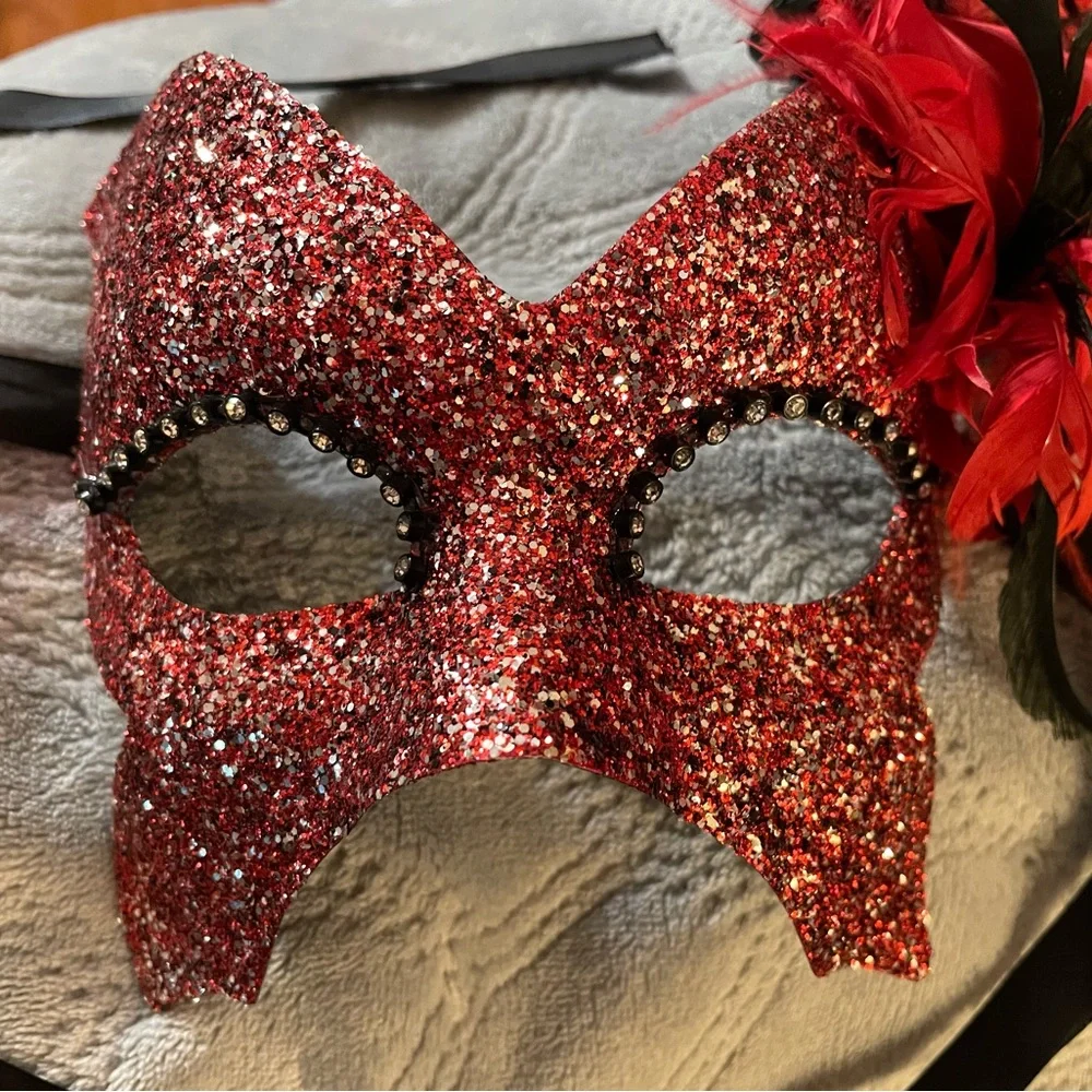 Pier One Feathered Masquerade Halloween/Mardi Gras